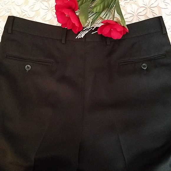 **DONATED TO FIRE VICTIM*MEN'S BRAGGI BLACK SLACKS - Picture 3 of 4